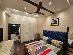 DEER PARK LUXURY HOMESTAY (Safdarjang Enclave)